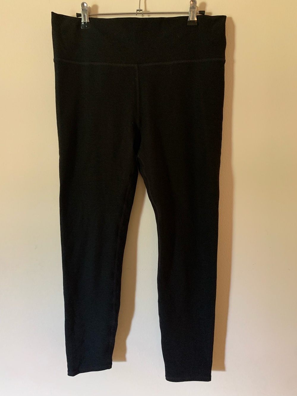 Vuori Black High Rise Performance Leggings XL Ultra Soft Athleisure